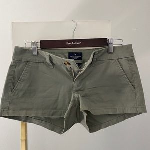 American eagle, army green size 4 cargo shorts